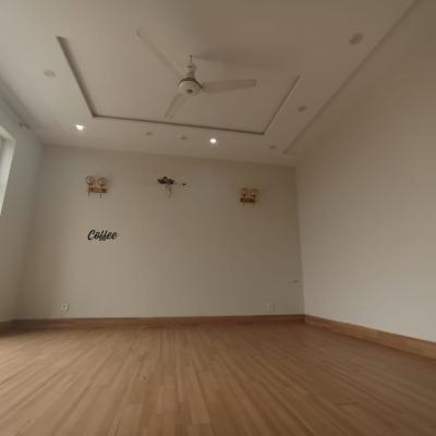 DHA Phase 7 Excellent Location 23 Marla Upper Portion Separate Gate For Rent