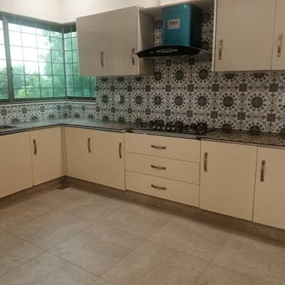 Sui Gas Housing Society Kanal Upper Portion Seaprate Gate For Rent