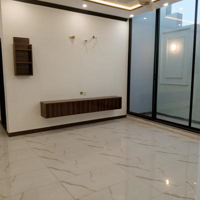 DHA Phase 7 Kanal Brand New Upper Portion For Rent