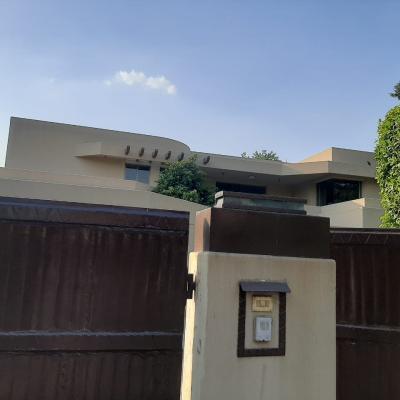 DHA Phase 2, Prime Location 2 Kanal Upper Portion separate Gate Fully Furnished For Rent