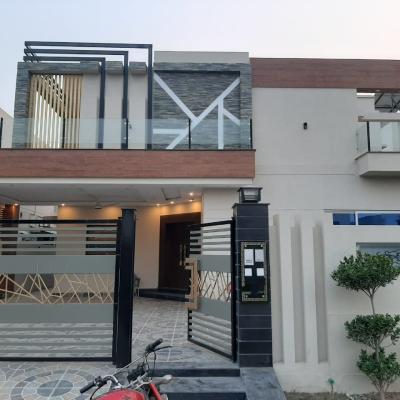 DHA Phase 6 Kanal Full House With Basement For Rent