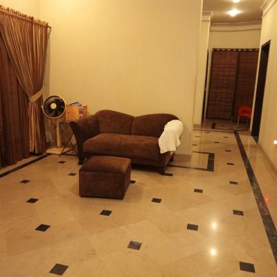 DHA Phase 1 Kanal Full House Fully Furnished For Rent