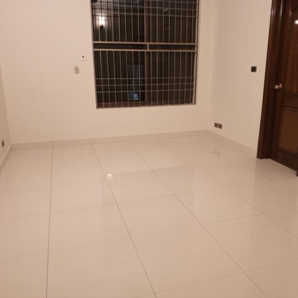 DHA Phase 3 kanal upper portion for rent-11