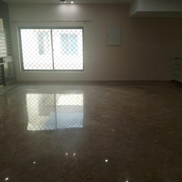 1 Kanal Full House Proper Double Unit For Rent In DHA Lahore Phase 4-10