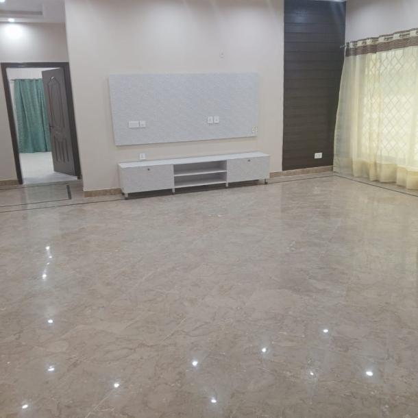 1 Kanal Full House Proper Double Unit For Rent In DHA Lahore Phase 4-15