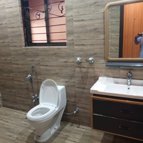 DHA Phase 4 Top Location 1 Kanal Upper Portion Fully Furnished For Rent-11