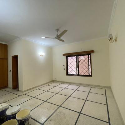 DHA Phase 3 Affordable 1 Kanal Full House For Rent
