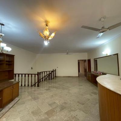 DHA Phase 3 Affordable 1 Kanal Full House For Rent