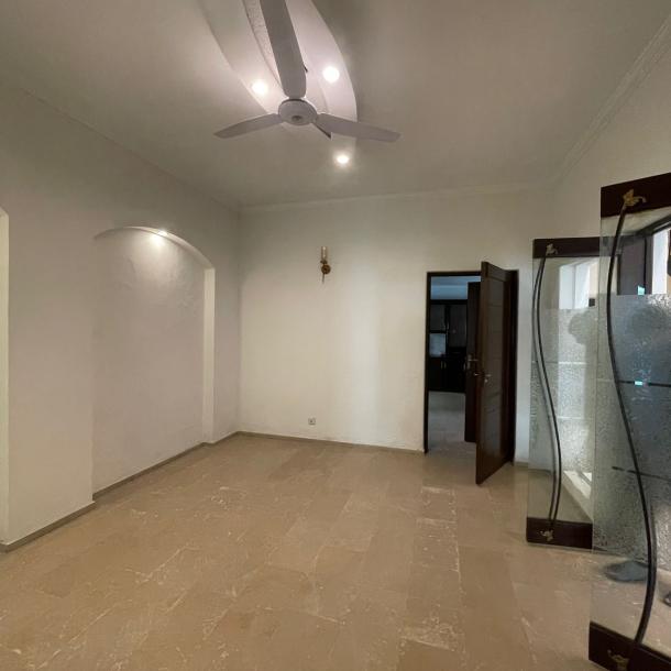 Dha Phase 4 Direct Deal 1 Kanal Full House Proper Double Unit For Rent-2