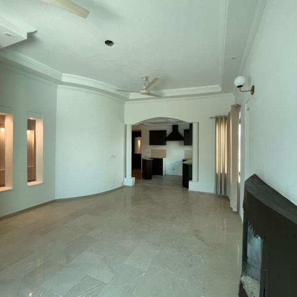 Dha Phase 4 Direct Deal 1 Kanal Full House Proper Double Unit For Rent-9
