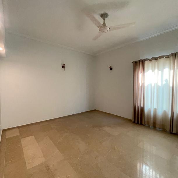Dha Phase 4 Direct Deal 1 Kanal Full House Proper Double Unit For Rent-12