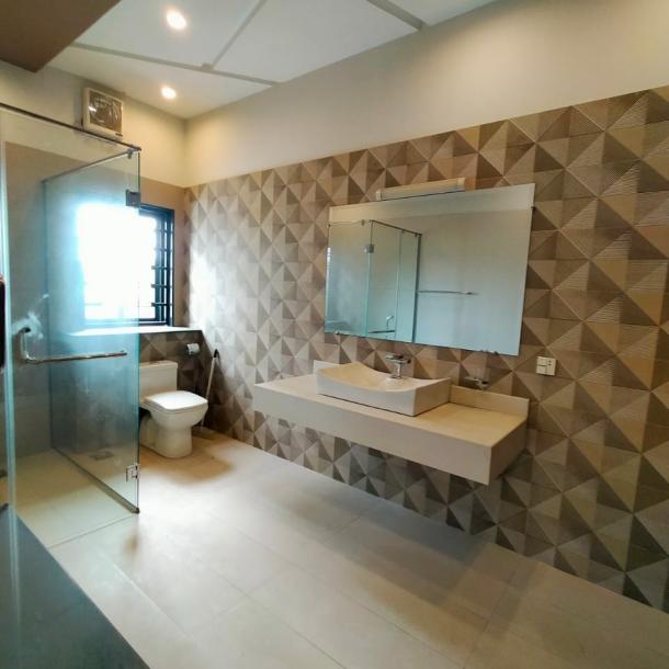 Cheapest Price 1 Kanal Upper Portion Lower Lock For Rent-3
