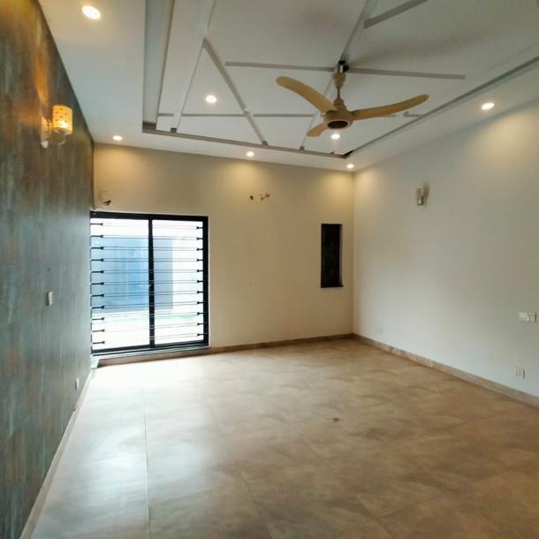 Cheapest Price 1 Kanal Upper Portion Lower Lock For Rent-10