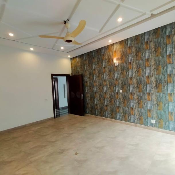 Cheapest Price 1 Kanal Upper Portion Lower Lock For Rent-12