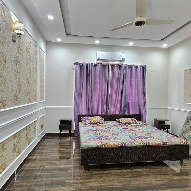 Prime Location 1 Kanal Brand New Upper Portion For Rent-8