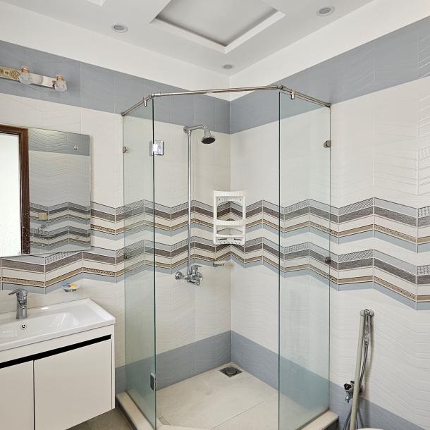 Prime Location 1 Kanal Brand New Upper Portion For Rent-10