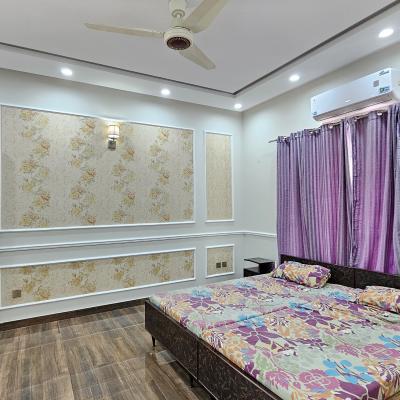 Prime Location 1 Kanal Brand New Upper Portion For Rent