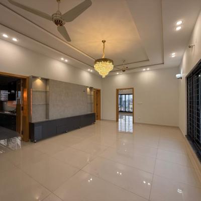 Top Location DHA Phase 7 Kanal Brand New Full House Available For Rent-3
