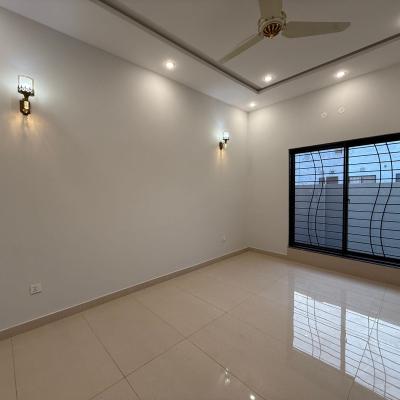 Top Location DHA Phase 7 Kanal Brand New Full House Available For Rent-4