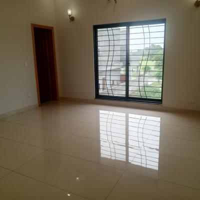 DHA Phase 7 1 Kanal Brand New Upper Portion For Rent
