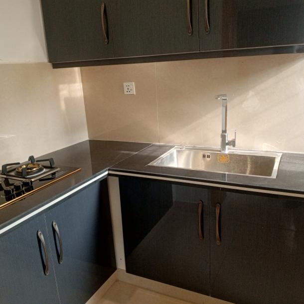DHA Phase 7 1 Kanal Brand New Upper Portion For Rent-11
