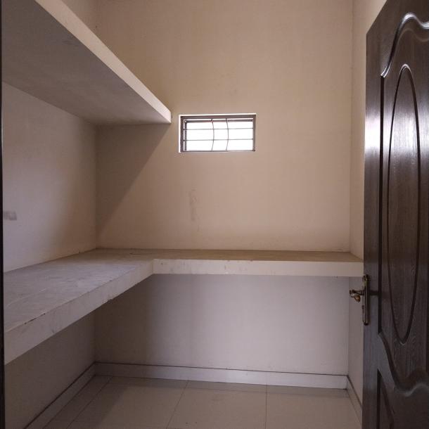 DHA Phase 6 kanal upper portion seaprate gate for rent-12