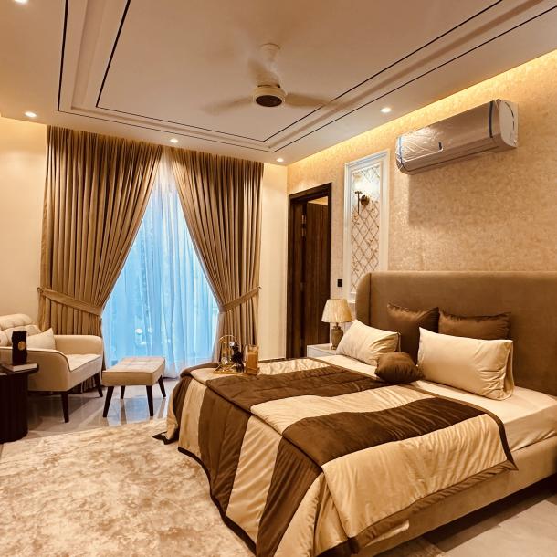 Solar Installed Fully Furnished 1 Kanal Modern Design House for Sale-15