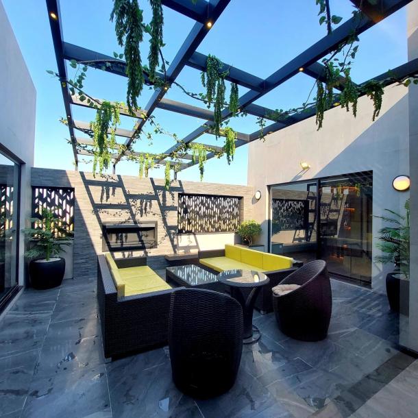 1 Kanal Facing Park Luxury Modern House for Sale-19