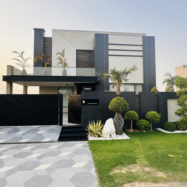 1 Kanal Fully Furnished With Home Theater Modern Luxury Living House For Sale-1
