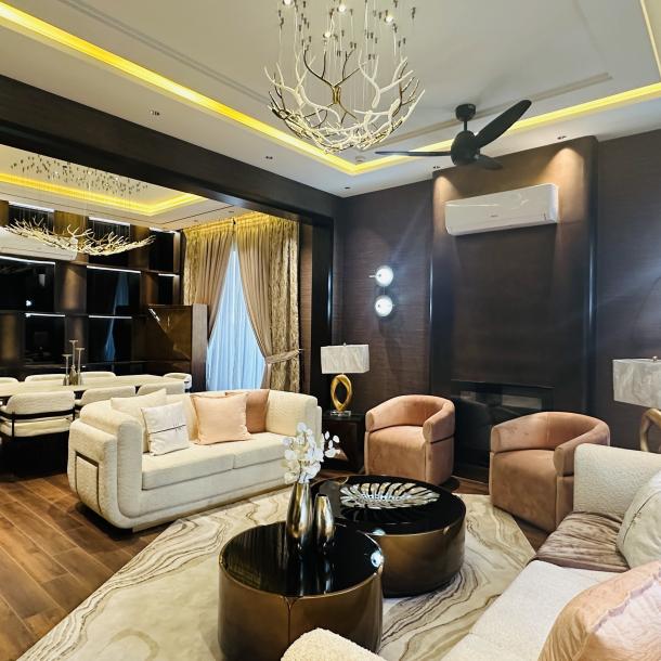 1 Kanal Fully Furnished With Home Theater Modern Luxury Living House For Sale-4