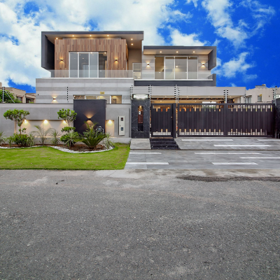 Corner Full Basement 1 Kanal Ultra Modern Luxury Bungalow For Sale