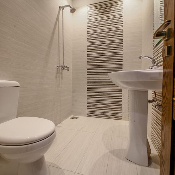 Corner Full Basement 1 Kanal Ultra Modern Luxury Bungalow For Sale-17