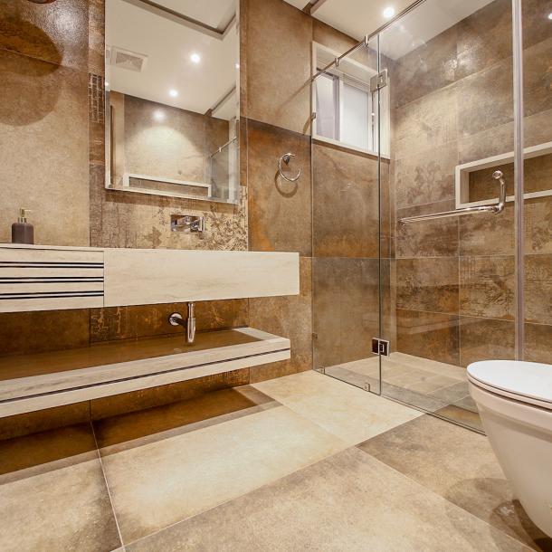 Corner Full Basement 1 Kanal Ultra Modern Luxury Bungalow For Sale-19