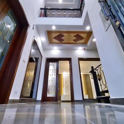 1 Kanal Most Luxury Modern Living House for Sale