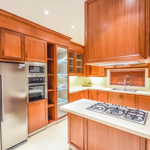 1 Kana Fully Furnished Luxury Modern Living House For Sale-8