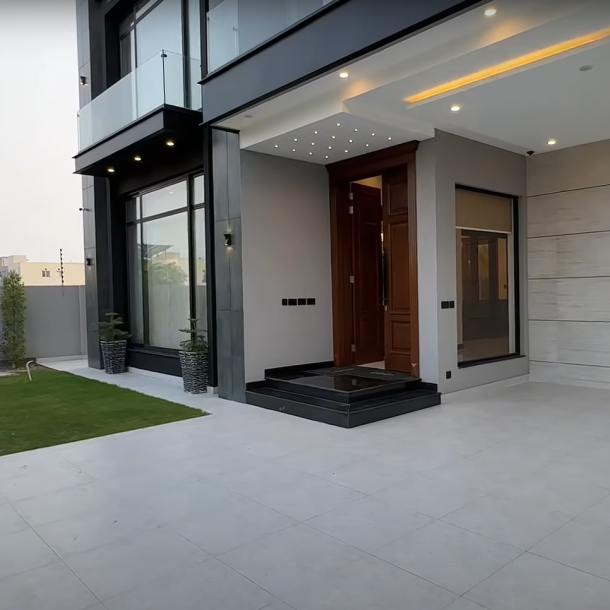 1 Kanal Most Luxury Modern Living House for Sale-2