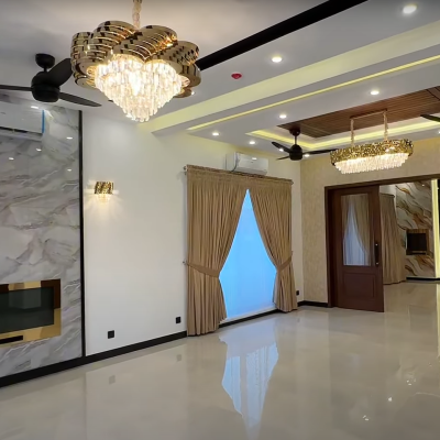 1 Kanal Most Luxury Modern Living House for Sale