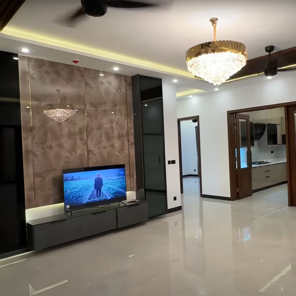 1 Kanal Most Luxury Modern Living House for Sale-8