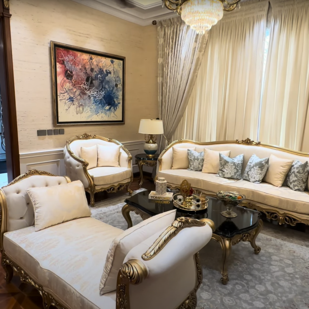 Full Basement Full Furnished With Home Theater 1 Kanal Bungalow For Sale-4