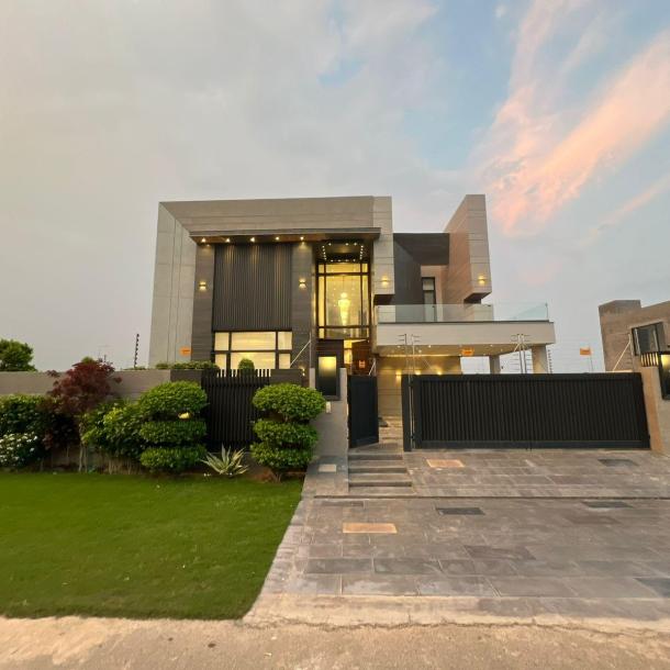 1 Kanal House For Sale In Low Price DHA Phase 8 Lahore-1