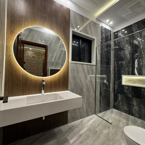 10 Marla House for Sale in DHA Phase 7 – Prime Location-4