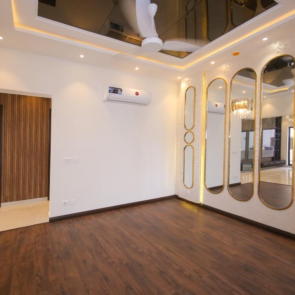 Luxury 10 Marla Home for Sale in DHA Phase 5 Lahore-10