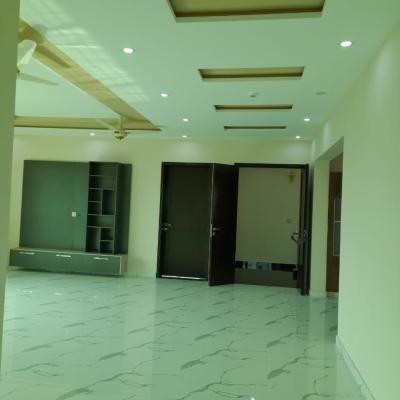 Peaceful Place 1 Kanal Awesome Lower Portion For Rent In DHA Phase 7 Lahore