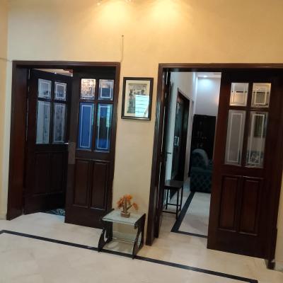 Prime Location Beautiful 10 Marla House For Rent In DHA Lahore Phase 6