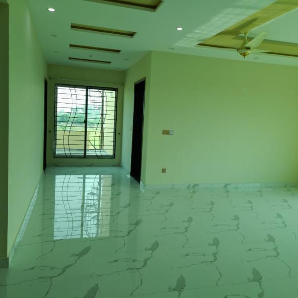 Peaceful Place 1 Kanal Awesome Lower Portion For Rent In DHA Phase 7 Lahore-3