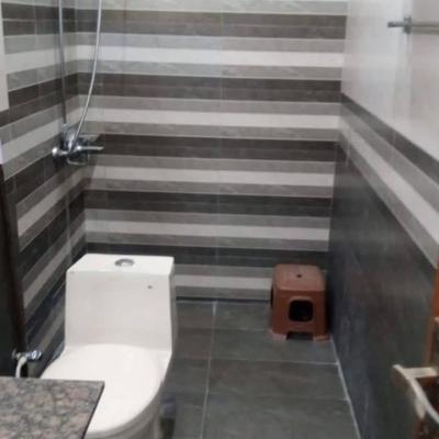 Beautiful 8 Marla Lower Portion Available For Rent In DHA Lahore