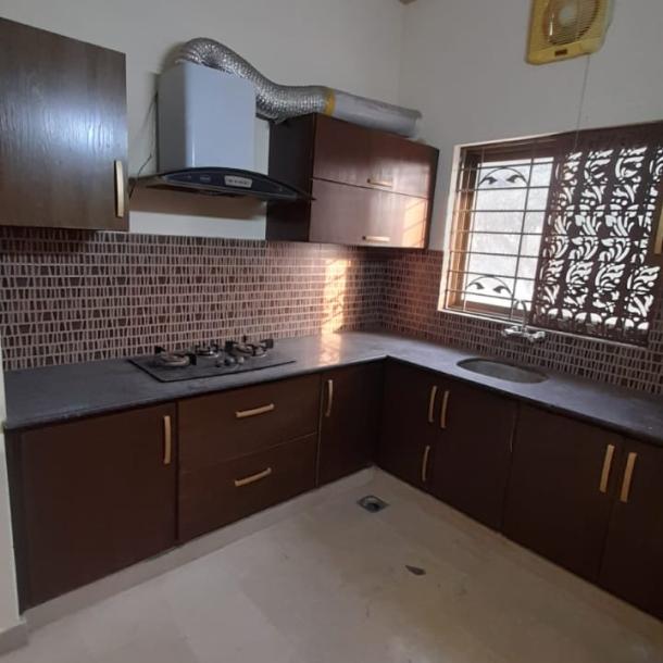 Near To Park 11.5 Marla Apartment Available For Rent In Askari 10 Sector F-4