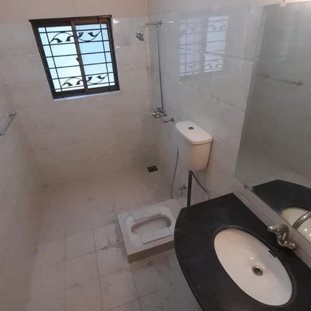 Elegant 1 Kanalk Upper Portion Available For Rant In DHA Lahore-8