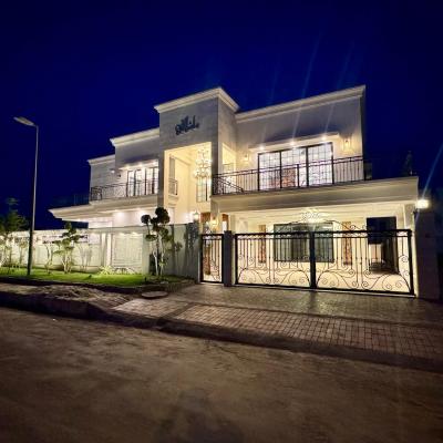 Corner Modern Class 1.5 Kanal House Available For Sale In Bahria Town Phase 8 Rawalpindi