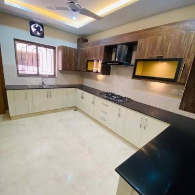 Brand New 1 Kanal Upper Portion available For Rent In DHA Lahore Phase 3